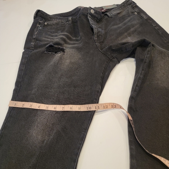 Torrid Crop Boyfriend Jean - Classic Denim Black Medium Wash Plus Size 20 NWT! - Picture 9 of 17